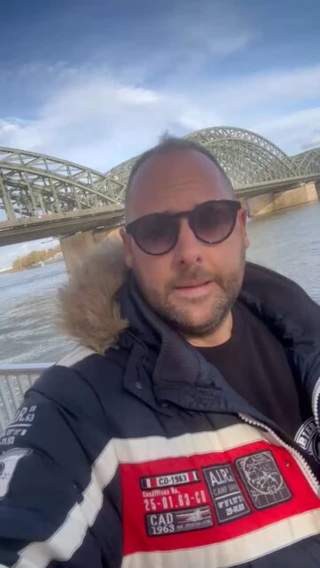 🌴 AM FREITAG DEN 07.11 - @denny_dekadent_offiziell LIVE⚡️AM SAMSTAG DEN 08.11 LIVE 🎙️IN DER KIEZ ALM HAMBURG @frenzy_offiziell & @katizucker 😍
@djchriscaramello.official & @mona_milaj werden alles geben um Euch zu Unterhalten und gemeinsam die Alm zum WACKELN bringen !
Wir freuen uns auf Dich!
WIR SIND PARTY ❗️
KOMM IN DEINEN #lieblingsclub
#kiezalmhamburg #kiezalm #großefreiheit #reeperbahnhamburg #kiez #hamburg #wirsindparty #hamburgerkiez #saufisaufi #ballermannparty #wirsindmalle #wirsindparty #malle #mallorcaparty #mallorcapartysdeutschland #abfahrt #hamburgmeineperle #partybiszumabwinken #sangria #mallefieber #party #partyhard #abriss #saufisaufi #moinmoin #bierkönig #partyhamburg