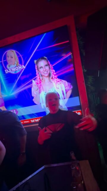 🪩 @mona_milaj 🎧IN DER KIEZ ALM HAMBURG🔥
WIR SIND PARTY‼️
KOMM IN DEINEN #lieblingsclub
#kiezalmhamburg #kiezalm #großefreiheit #reeperbahnhamburg #kiez #hamburg #wirsindparty #hamburgerkiez #saufisaufi #wirsindmalle #wirsindparty #malle #mallorcaparty #mallorcapartysdeutschland #abfahrt #hamburgmeineperle #partybiszumabwinken #sangria #mallefieber #party #partyhard #abriss #saufisaufi #moinmoin #bierkönig #partyhamburg