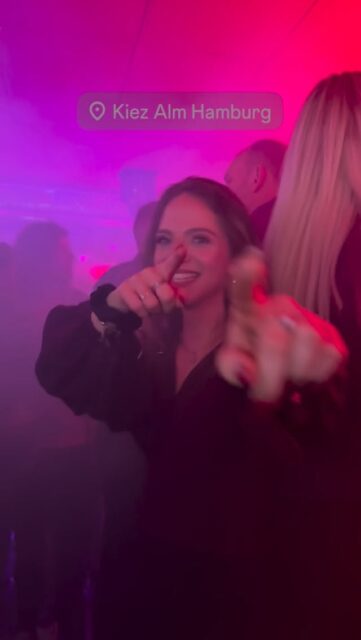 KIEZ ALM HAMBURG 🫶
GROßE FREIHEIT 39 A-B - 22767 HAMBURG - WIR SIND PARTY 🪩
DONNERSTAG - FREITAG & SAMSTAG AB 20 UHR - Wir freuen uns auf Dich! 
🌴 PARTY WIE AUF MALLE
🎙️ STÄNDIG LIVE ACTS 
🪣 SANGRIA AUS EIMER
🍺 3LITER SÄULEN
🍹 MISCHEN AUS MAẞKRÜGEN

KOMM IN DEIN #lieblingsclub !

#kiezalmhamburg #kiezalm #großefreiheit #reeperbahnhamburg #kiez #hamburg #stpauli #wirsindparty #hamburgerkiez #saufisaufi #wirsindmalle #wirsindparty #malle #mallorcaparty #mallorcapartysdeutschland #abfahrt #hamburgmeineperle #partybiszumabwinken #sangria #mallefieber #party #partyhard #abriss #saufisaufi #moinmoin #partyhamburg #livemusic #schlagermusik