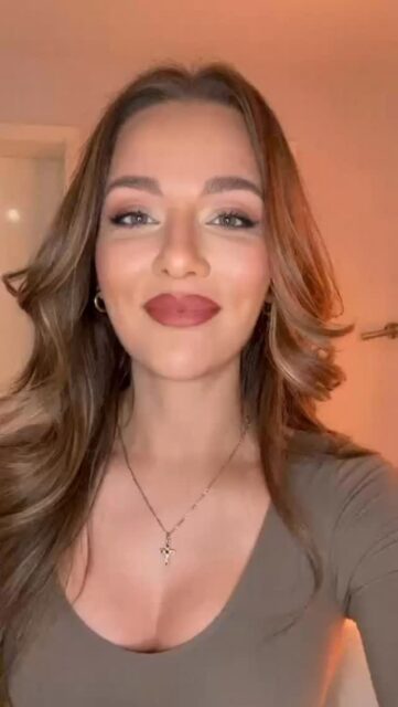 🌼 DREWS - CORDALIS - PETRY 🎙️ LIVE AUF DEM KIEZ ALM TRUCK NR 4 & AUF DER KIEZ ALM AFTERSHOW PARTY 2026 NACH DEM SCHLAGERMOVE 🌼 @ichbinjoelina - @lucascordalis & @achimpetry AM SAMSTAG DEN 04.07.2026 😍 ! 🎫 Tickets findet ihr auf unserer Seite www.Kiez-Alm.de in unseren Shop
Unser DJ Team @dj_cashi_offiziell - @djxaver_official - @dj_gary_offiziell & @mona_milaj werden alles geben um Euch zu Unterhalten und gemeinsam die Alm und den Truck zum WACKELN bringen 🤩
KOMM IN DEINEN #lieblingsclub !
#kiezalmhamburg #kiezalm #großefreiheit #schlagermove