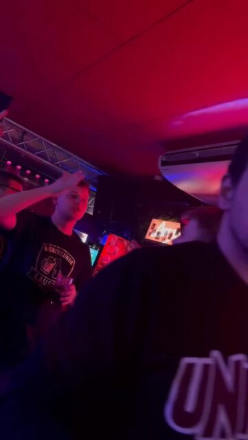 KIEZ ALM HAMBURG 🫶
GROßE FREIHEIT 39 A-B - 22767 HAMBURG - WIR SIND PARTY 🪩
DONNERSTAG - FREITAG & SAMSTAG AB 20 UHR - Wir freuen uns auf Dich! 
🌴 PARTY WIE AUF MALLE
🎙️ STÄNDIG LIVE ACTS 
🪣 SANGRIA AUS EIMER
🍺 3LITER SÄULEN
🍹 MISCHEN AUS MAẞKRÜGEN

KOMM IN DEIN #lieblingsclub !
#kiezalmhamburg #kiezalm #großefreiheit #reeperbahnhamburg